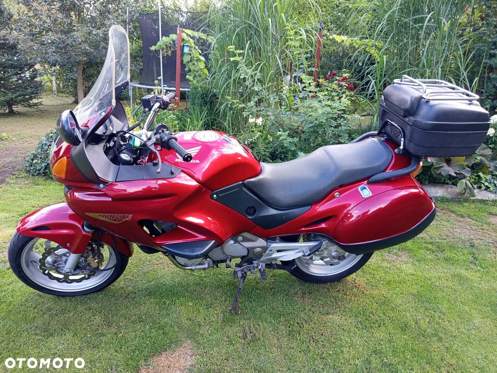 Honda NTV - 1