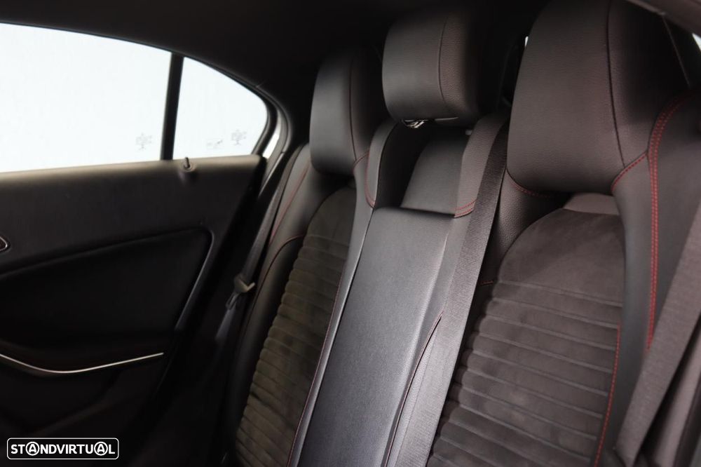 Mercedes-Benz A 180 - 12