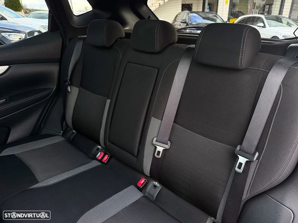 Nissan Qashqai - 16