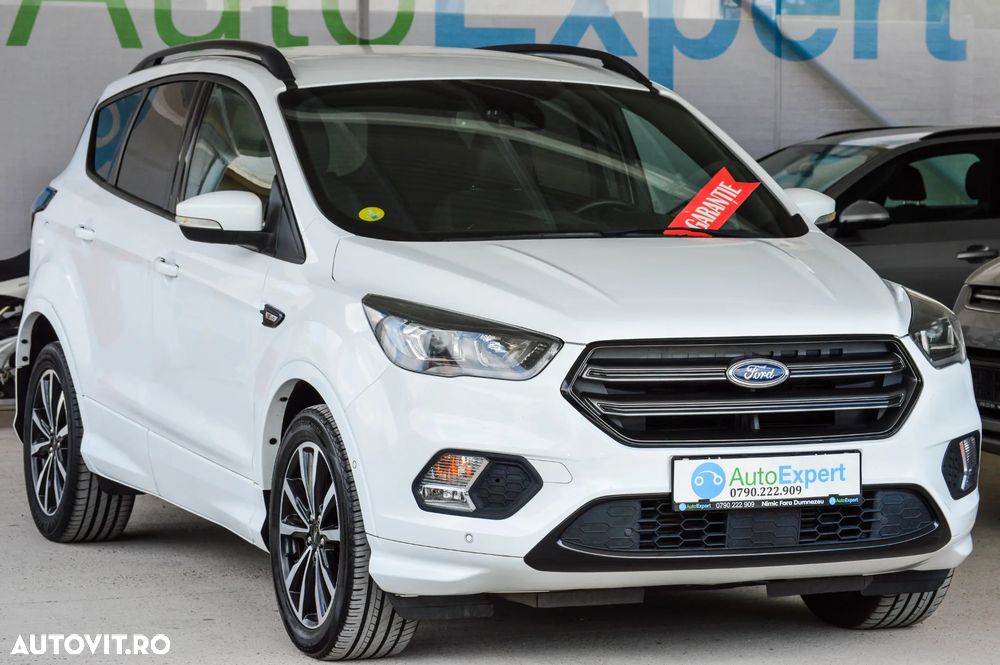 Ford Kuga 2.0 TDCi 2x4 Aut. ST-Line - 37