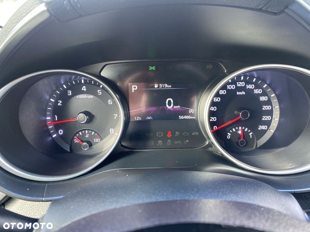 Kia XCeed - 18