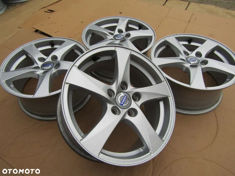 4x Felgi 16 Ford Volvo V60 S60 S80 V70 C30 V40 V50 7j 5x108 ET50 - 13