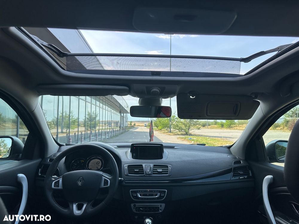 Renault Megane ENERGY dCi 110 Start & Stop Bose Edition - 4