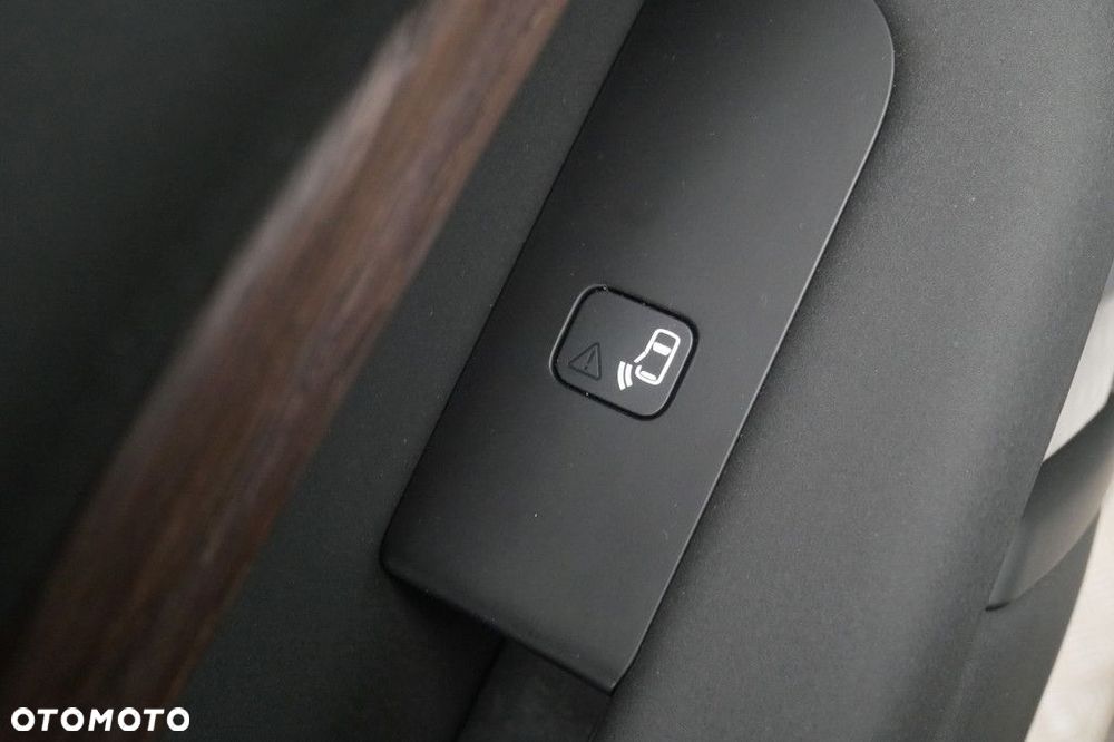 Land Rover Discovery - 40