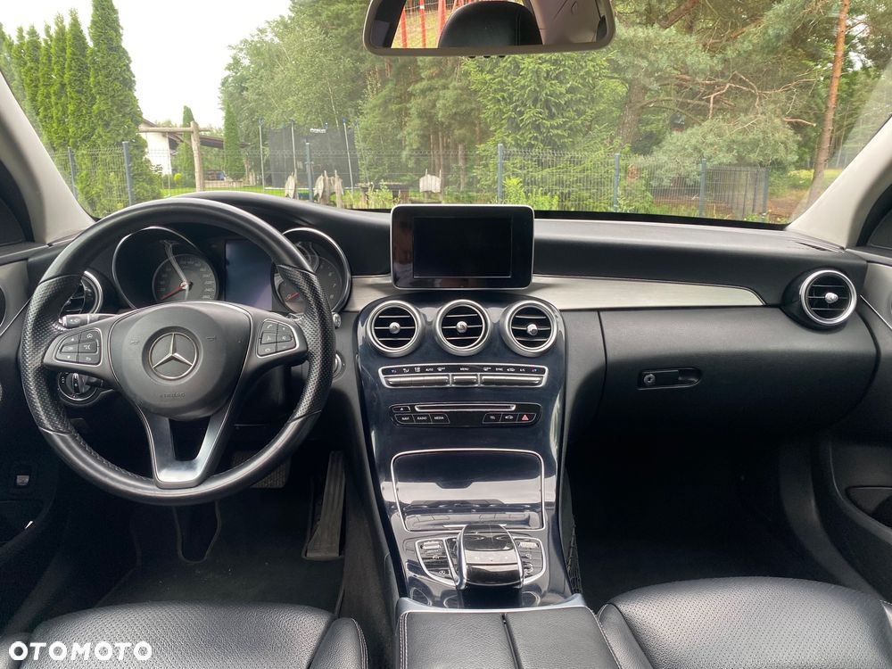 Mercedes-Benz Klasa C 300 T 7G-TRONIC Avantgarde - 16