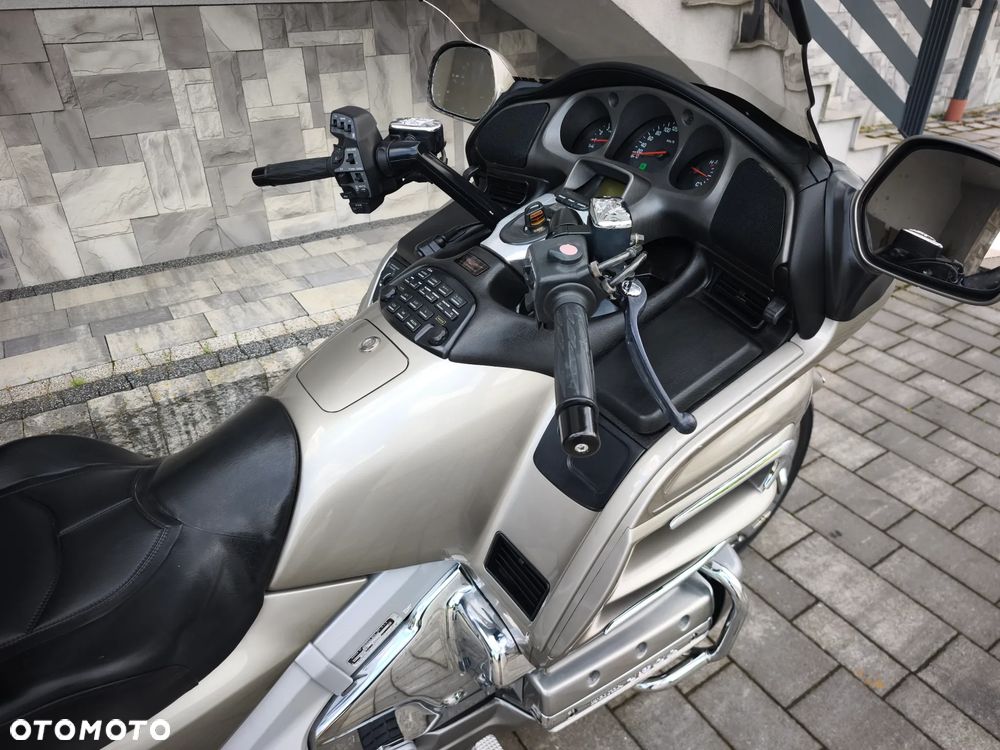 Honda GL - 13