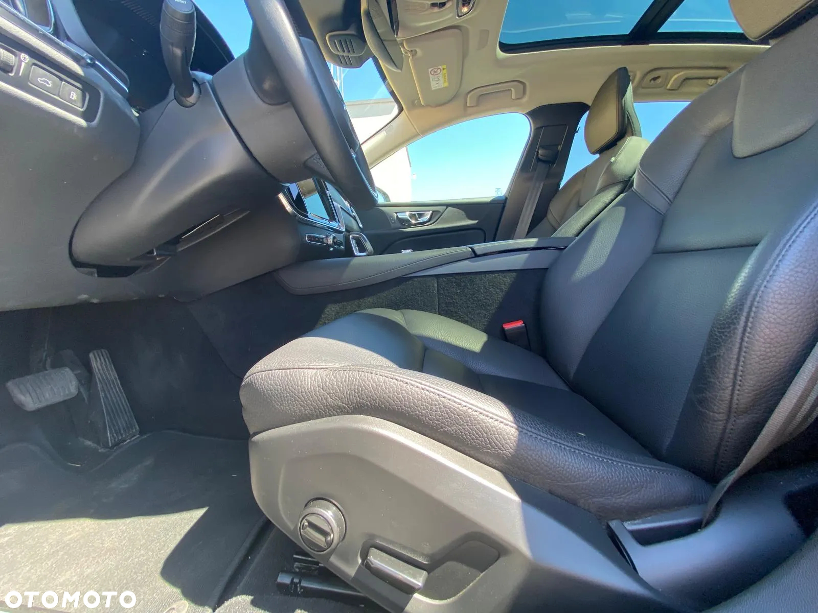 Volvo V60 T6 AWD Plug-In Hybrid Inscription - 18