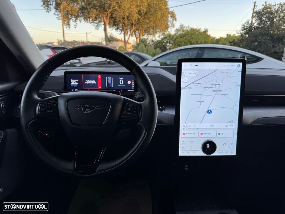 Ford Mustang Mach-E 75.7 kWh Premium AWD - 9