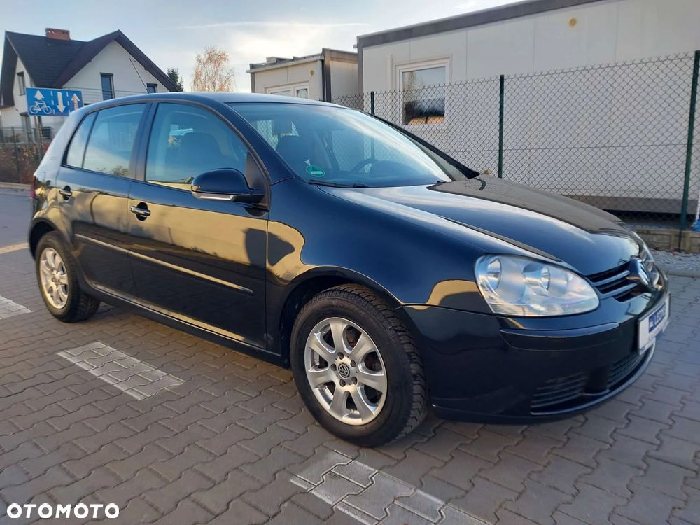 Volkswagen Golf V 1.6 Comfortline - 1