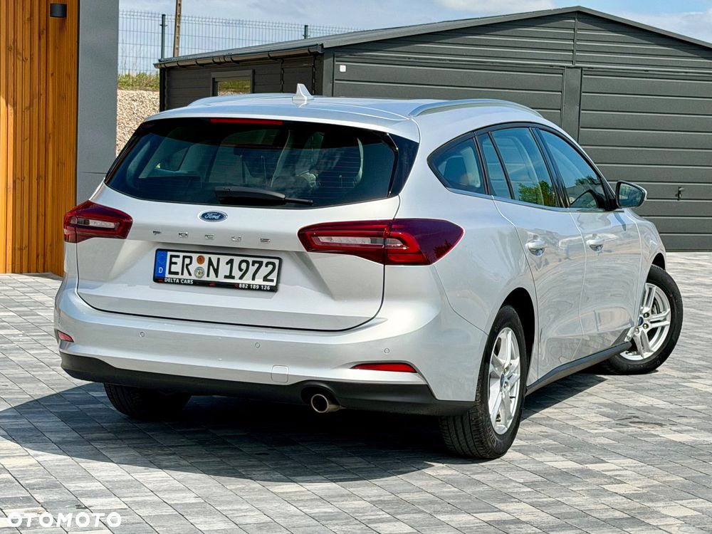 Ford Focus 1.5 EcoBlue Start-Stopp-System TITANIUM - 19