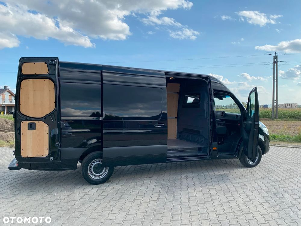 Mercedes-Benz Sprinter - 8