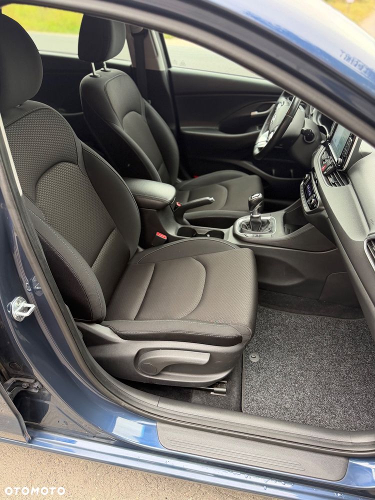 Hyundai i30 1.0 T-GDI Premium - 10
