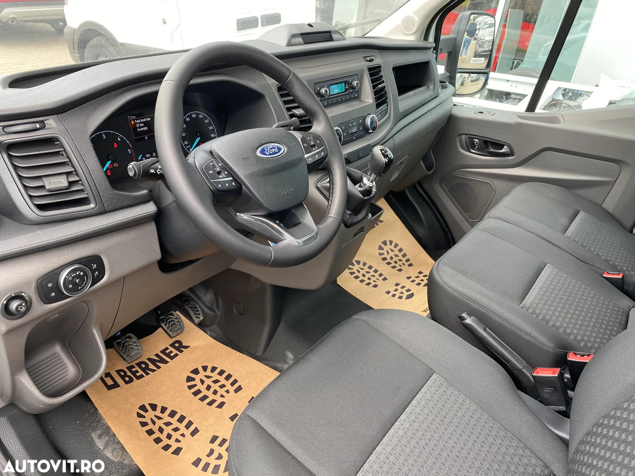 Ford Transit Single Chassis Cab - 12