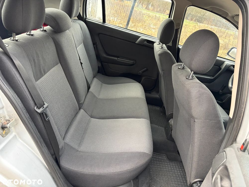 Ford Focus 1.6 Ambiente EU5 - 15