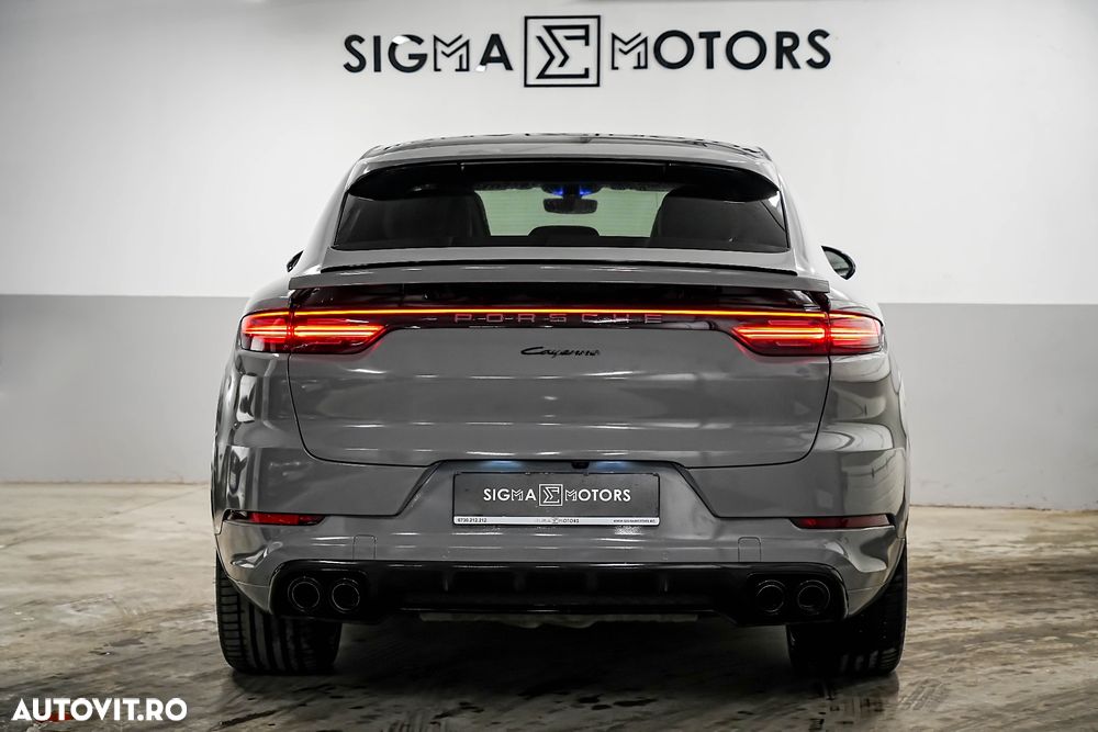 Porsche Cayenne - 17