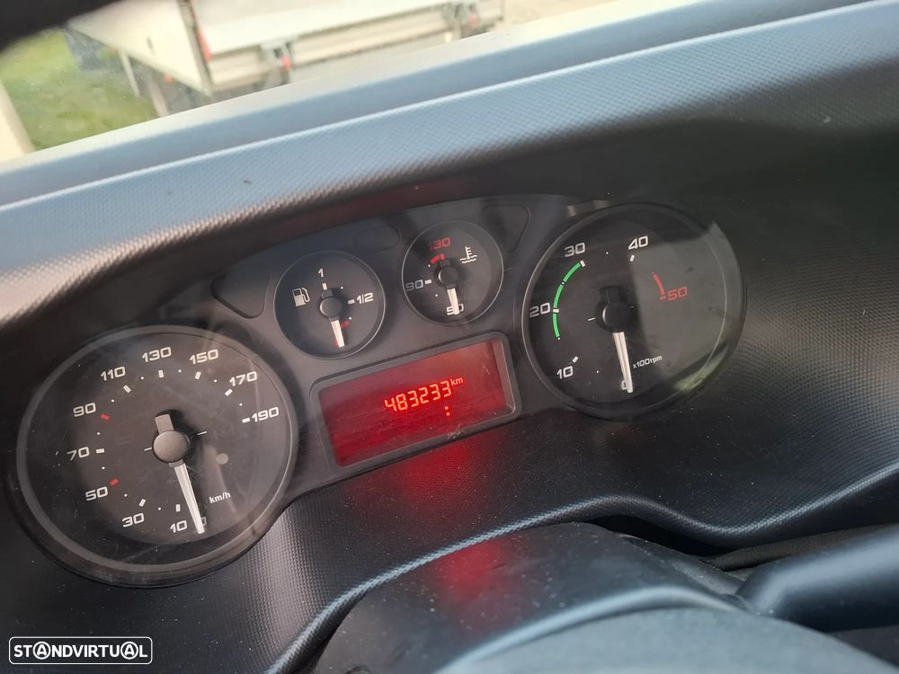 Iveco Iveco 35.16 cx fechada frio (-2 graus) - 3