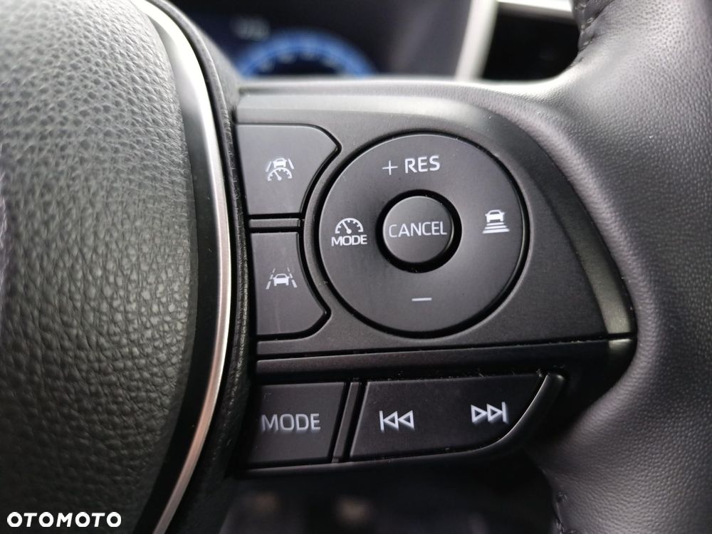 Toyota Corolla Cross - 25
