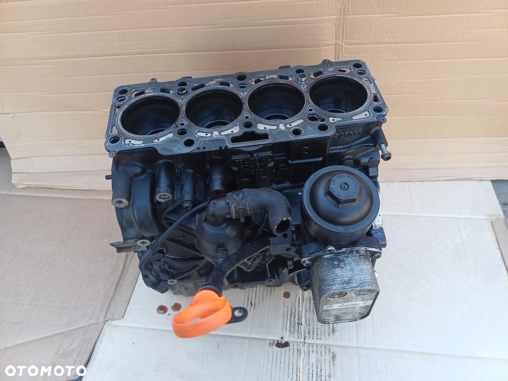 Dół silnika 1.6 TDI CAY Blok silnika Wał tłoki 03L021AL  80HBH V300 - 10