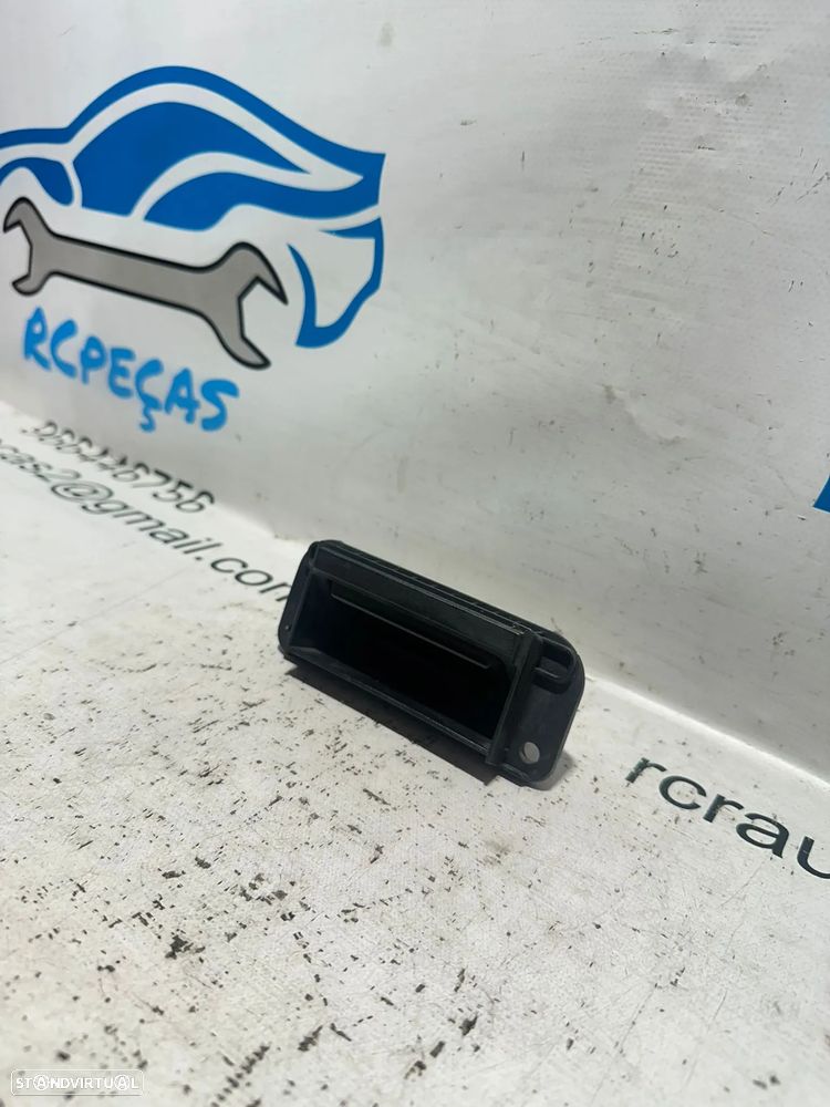 .Puxador Mala Elétrico Mercedes-Benz Classe C W204 A2047500293 2007 - 2014 - 4