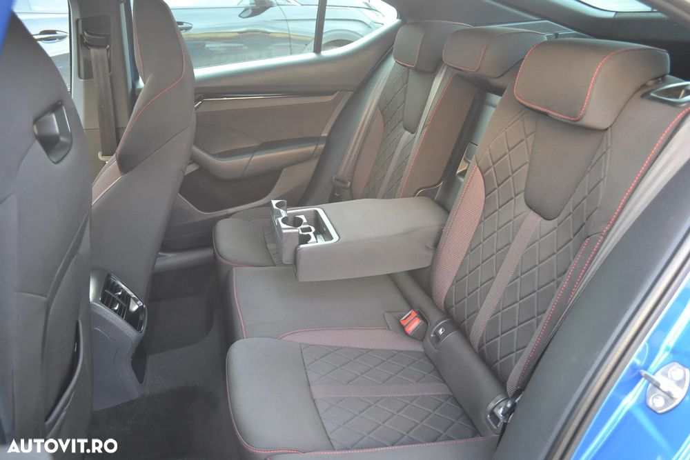 Skoda Octavia 2.0 TDI DSG 4X4 RS - 14