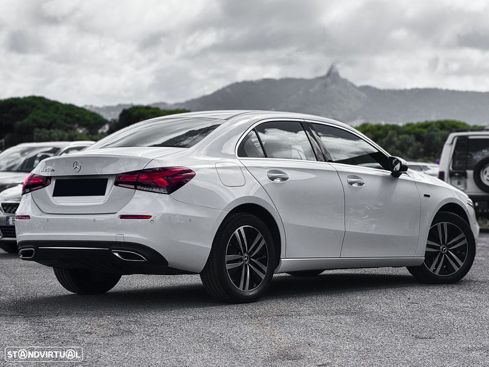 Mercedes-Benz A 250 - 4