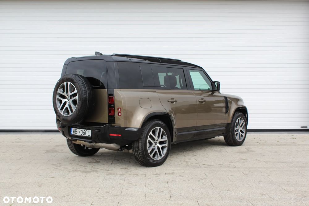 Land Rover Defender - 7