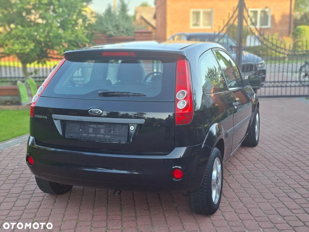 Ford Fiesta - 13