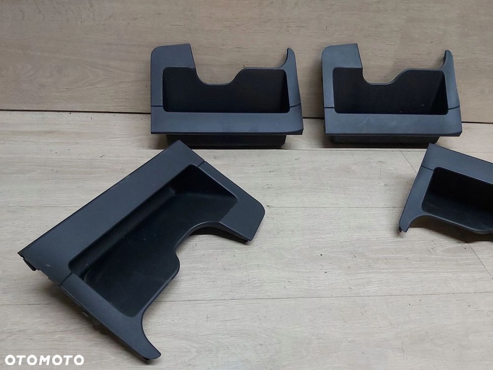Toyota Yaris II 06-11r Schowek deski półka osłona poduszki kolanowej - 1