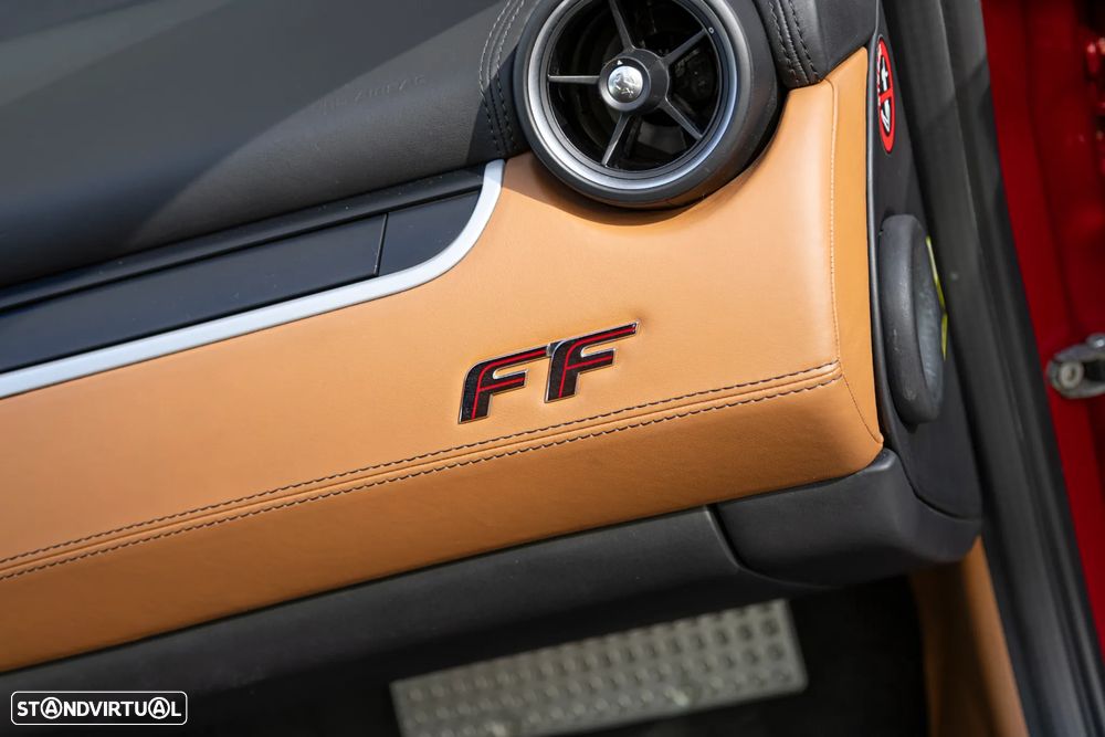 Ferrari FF 6.3 V12 - 27