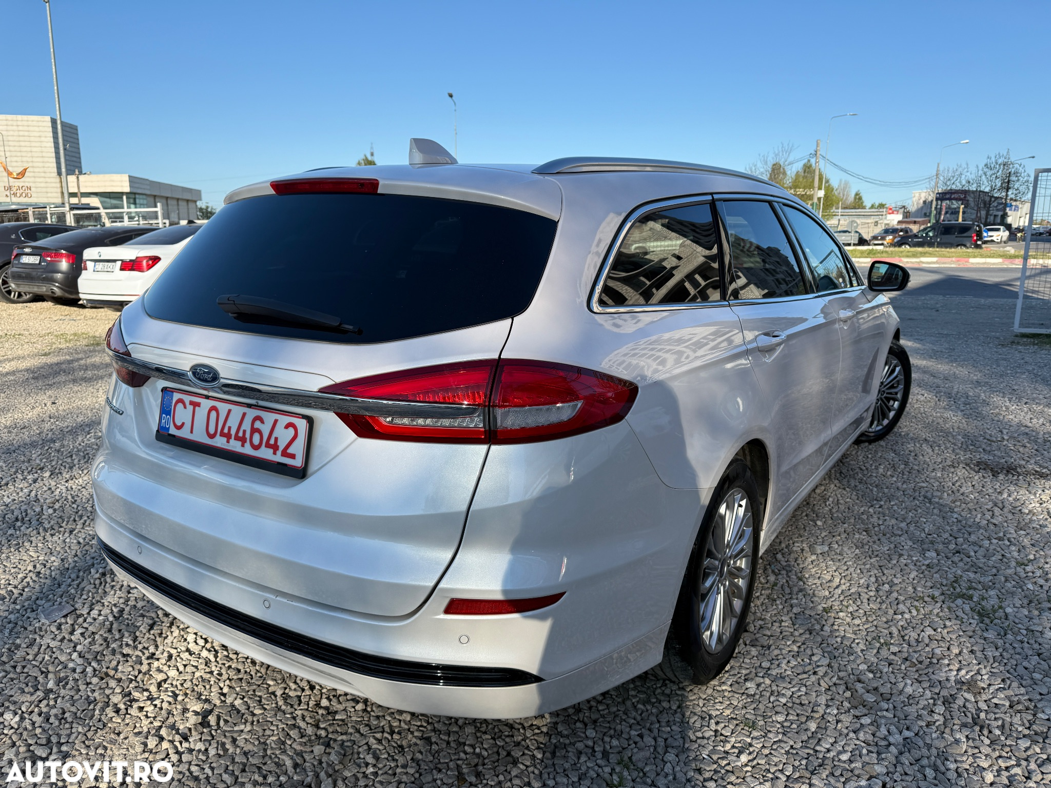 Ford Mondeo Turnier 2.0 TDCi Start-Stopp PowerShift-Aut Business Edition - 2