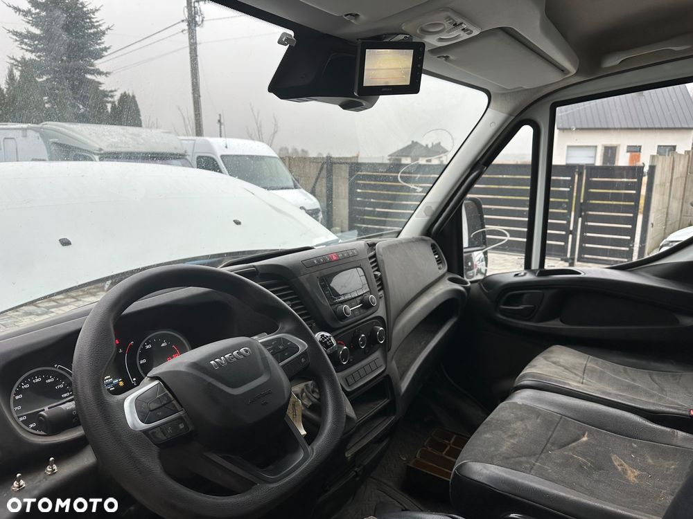 Iveco Daily - 18