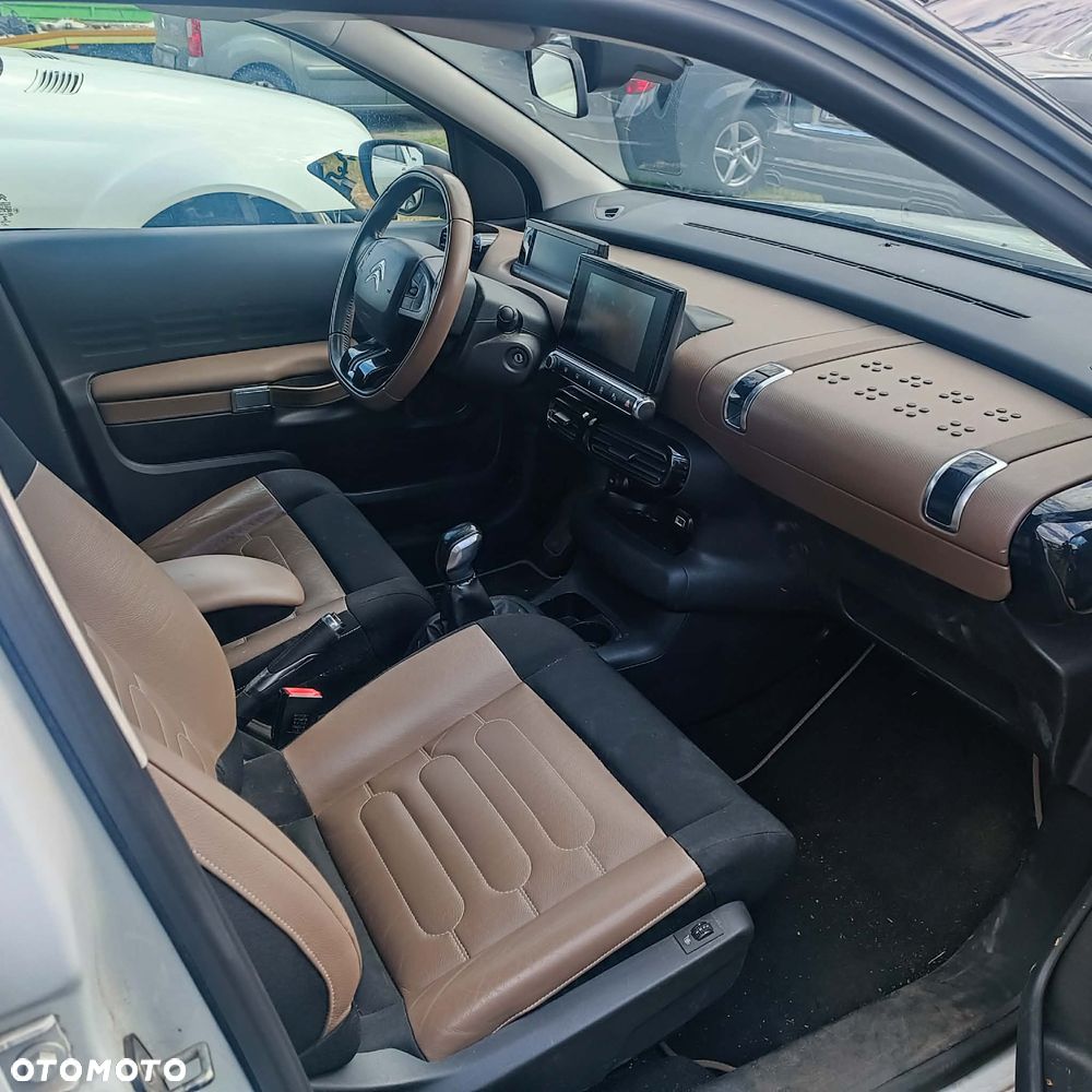 Citroën C4 Cactus 1.2 PureTech Shine - 11