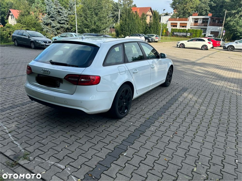 Audi A4 Avant - 6