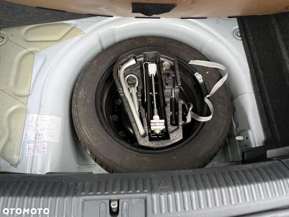 Volkswagen Polo 1.2 TSI Blue Motion Technology Lounge - 19