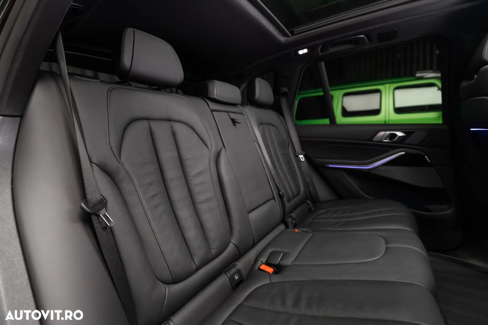 BMW X5 xDrive40i - 32