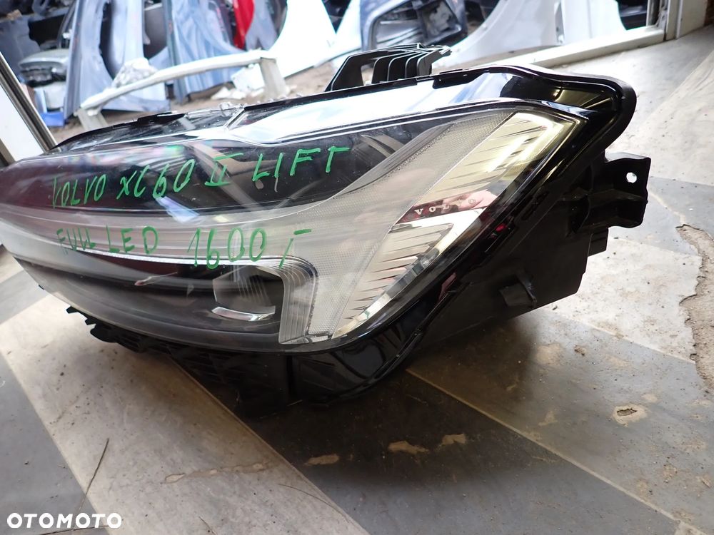VOLVO XC60 II LIFT FULL LED T4UVB - 3