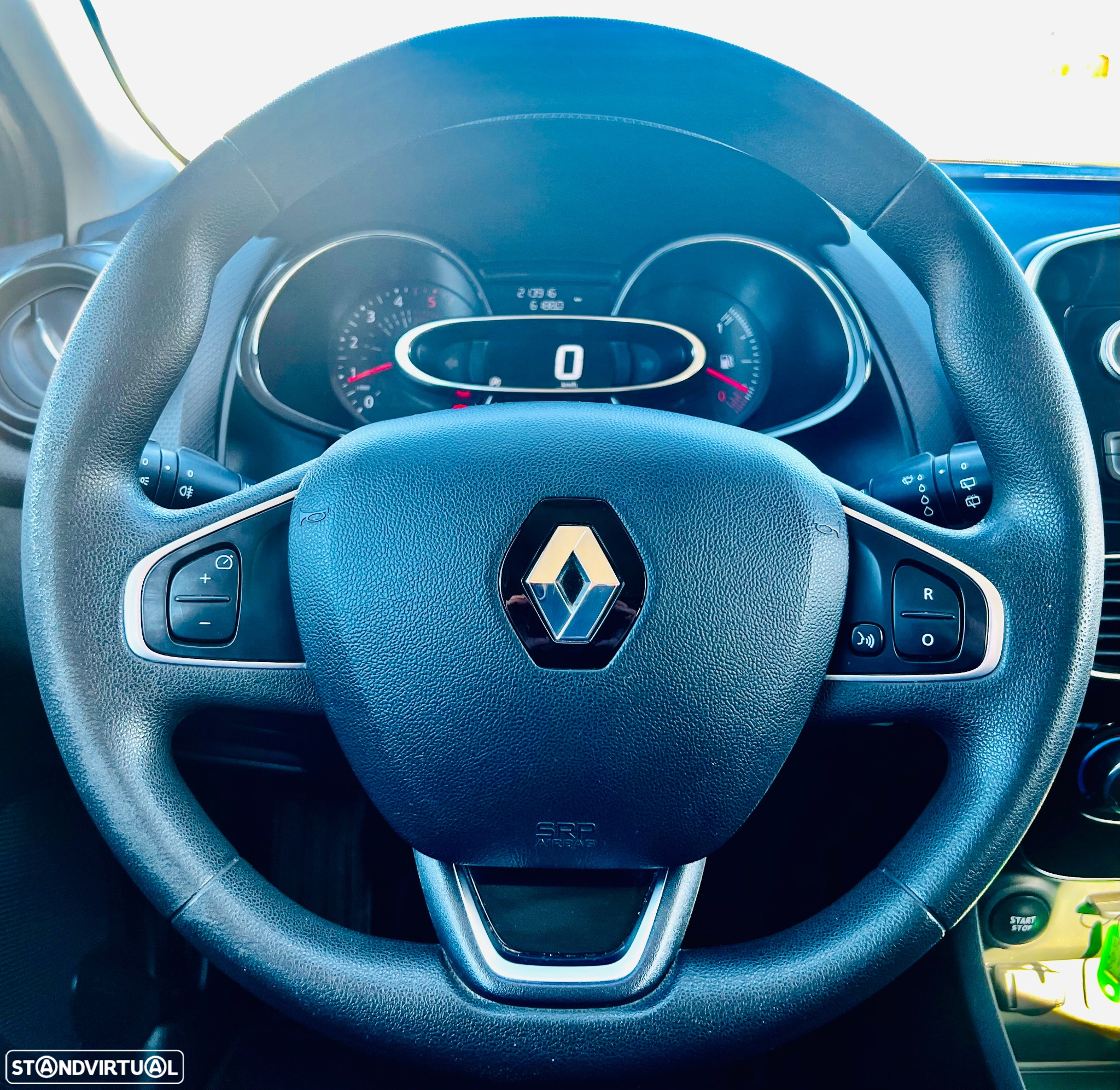 Renault CLIO IV 1.5DCI ZEN AC | IVA DEDUTÍVEL! | 1 DONO - 30