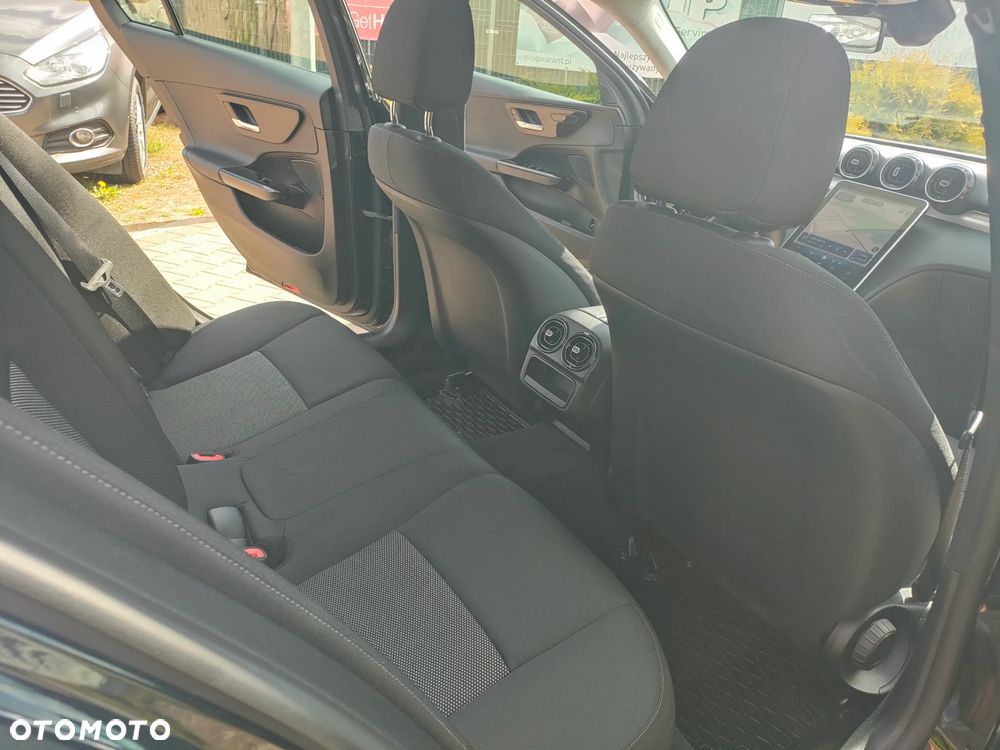 Mercedes-Benz Klasa C ver-180-mhev-business-edition - 17