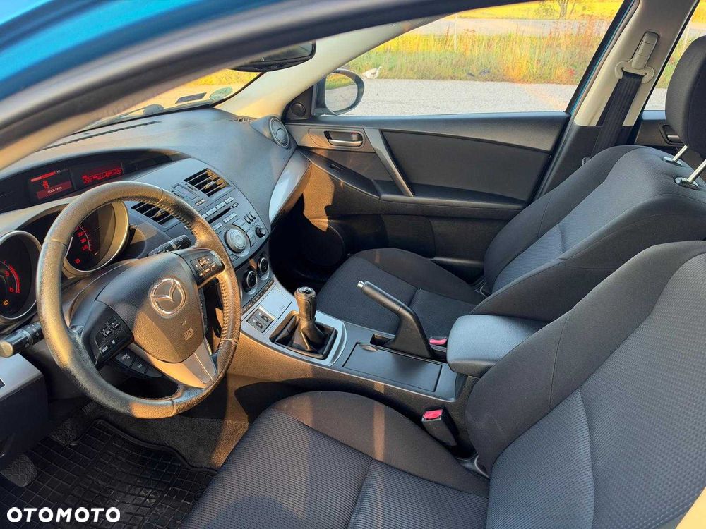Mazda 3 - 6