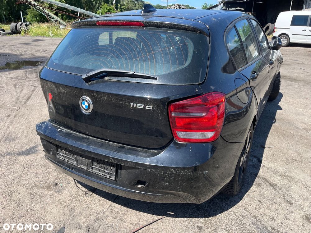 BMW Seria 1 116d Sport Line - 4