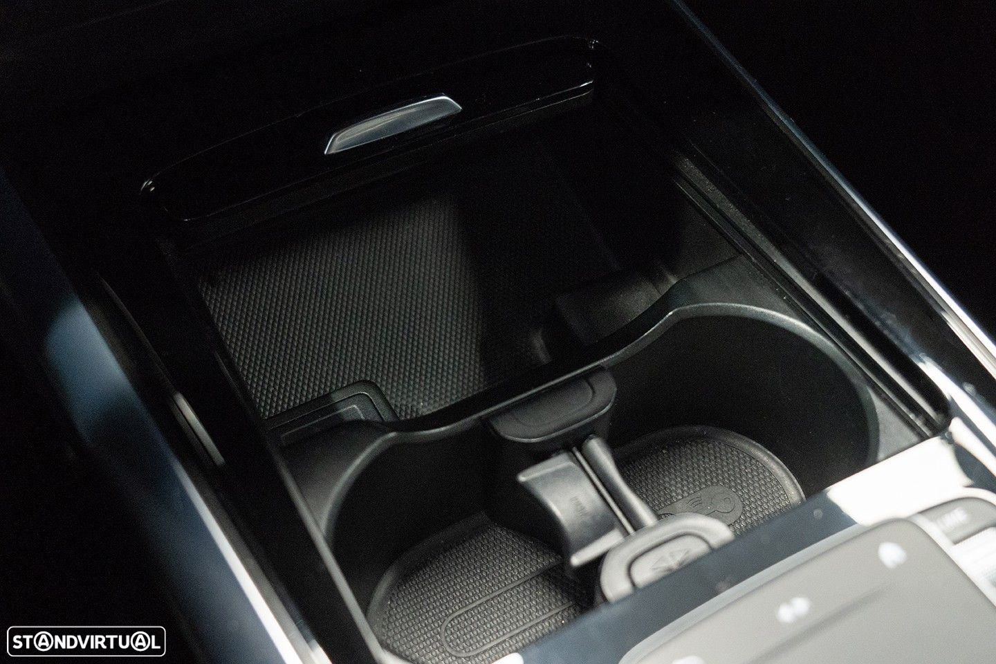 Mercedes-Benz GLA 180 d AMG Line - 39