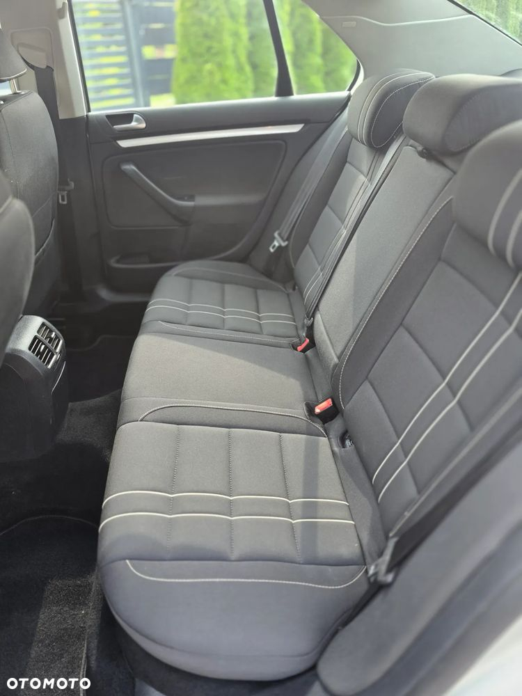 Volkswagen Jetta 1.4 TSI Comfortline - 9