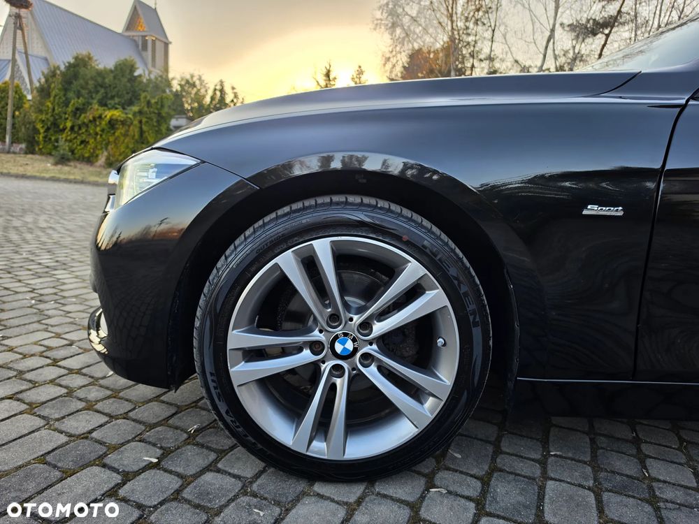 BMW Seria 3 318d Edition M Sport Shadow - 19