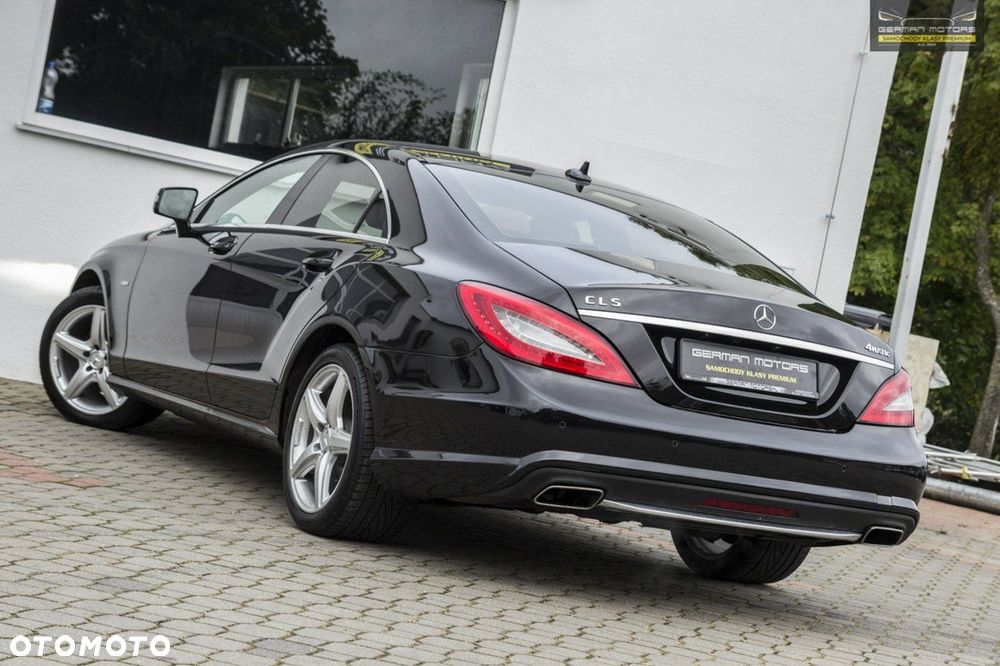Mercedes-Benz CLS - 8