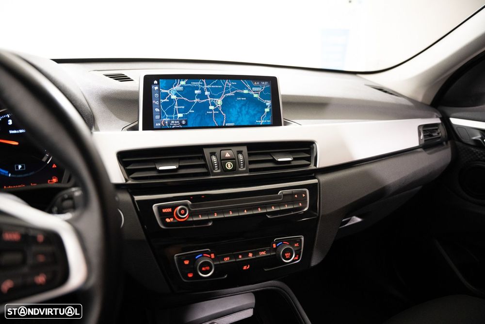 BMW X1 25 e xDrive Corporate Edition - 5