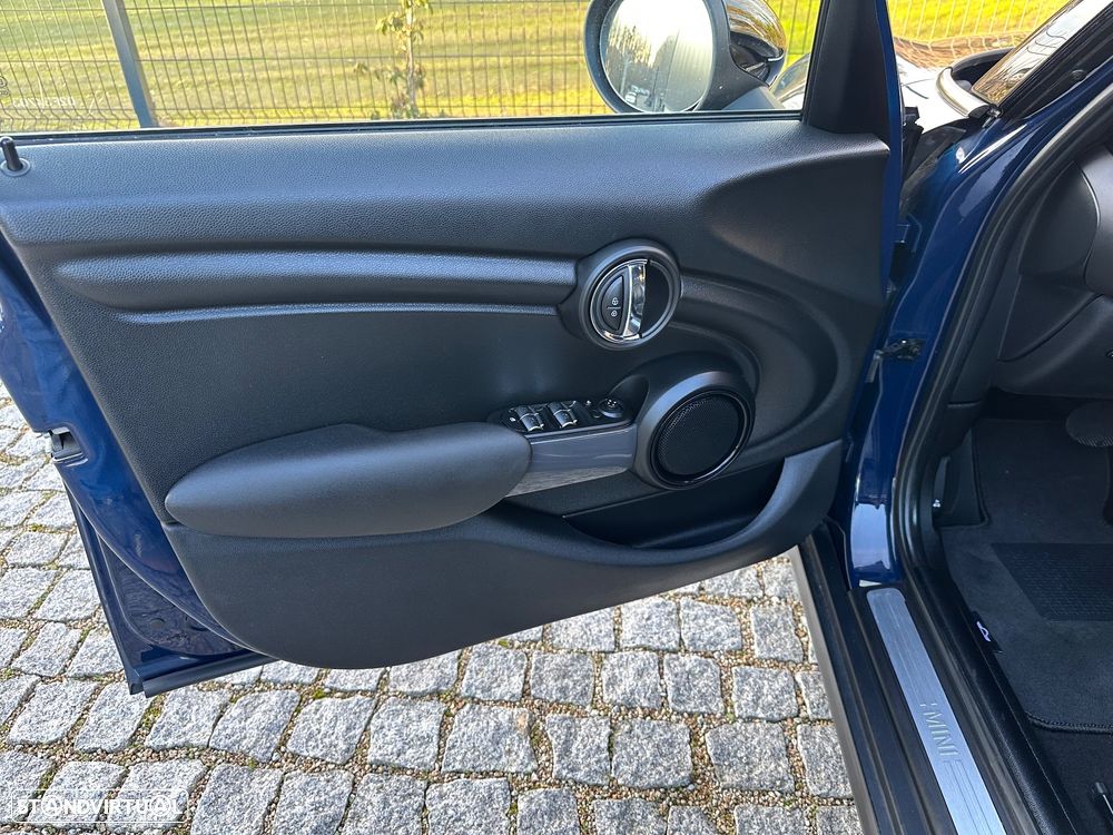 MINI 5 Portas Cooper Aut. - 22