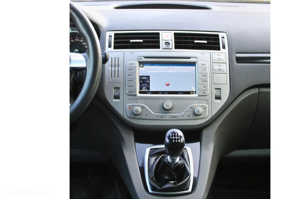 Ford Kuga 2.0 TDCi Titanium - 26