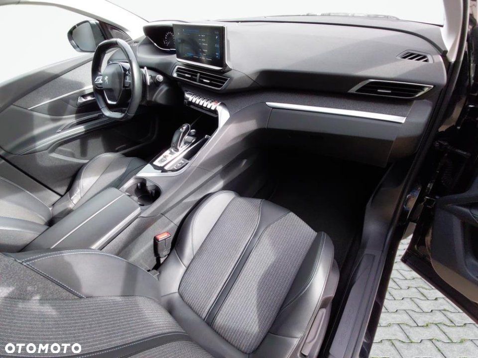 Peugeot 3008 2022