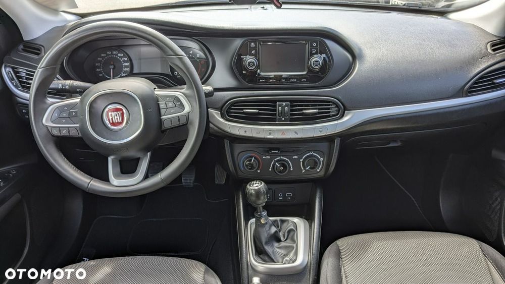 Fiat Tipo 1.4 16v Easy - 26