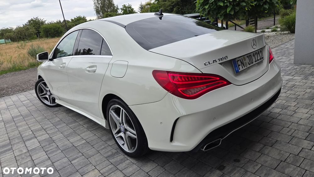 Mercedes-Benz CLA 180 7G-DCT AMG Line - 27